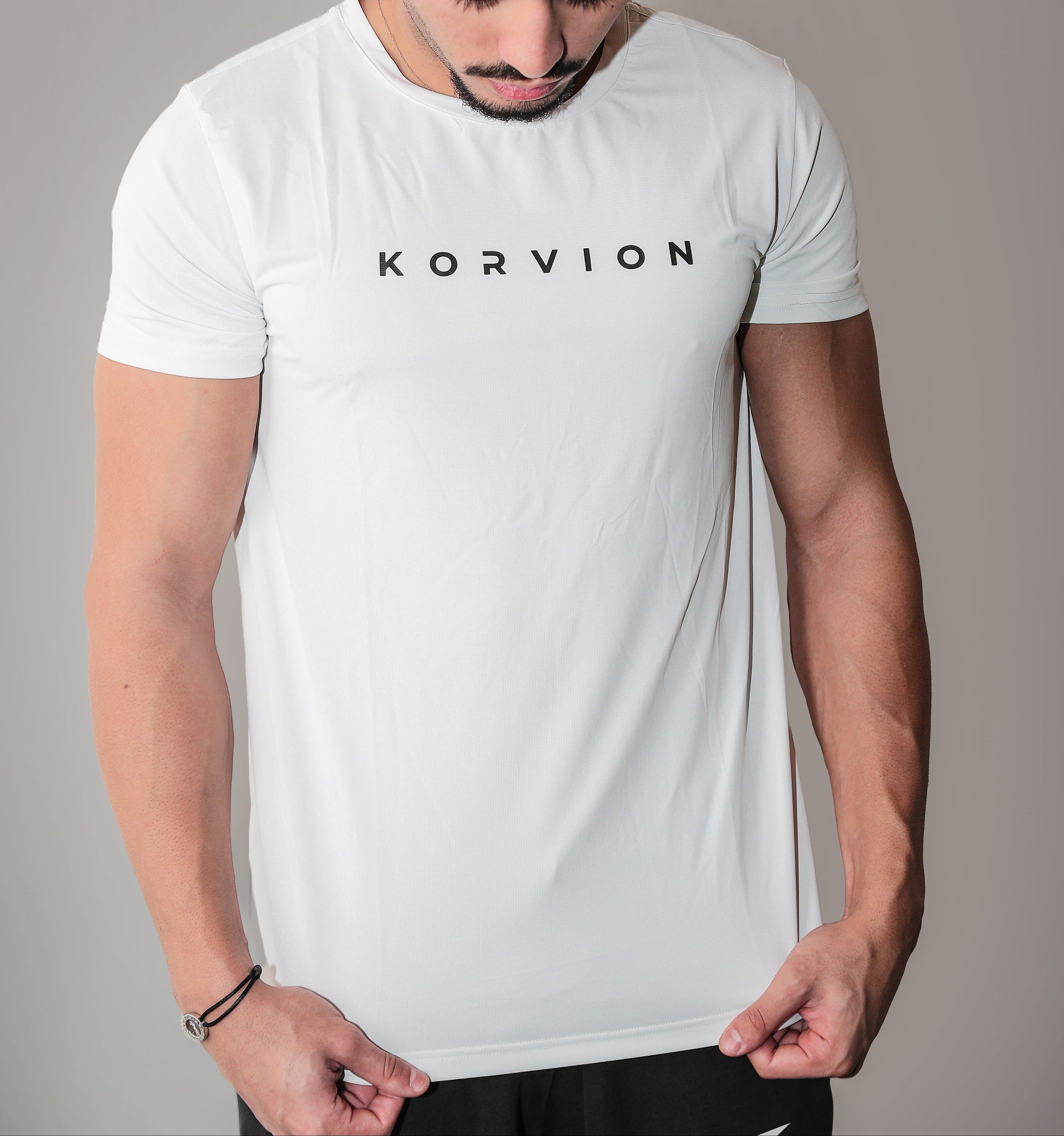 Korvion Tee